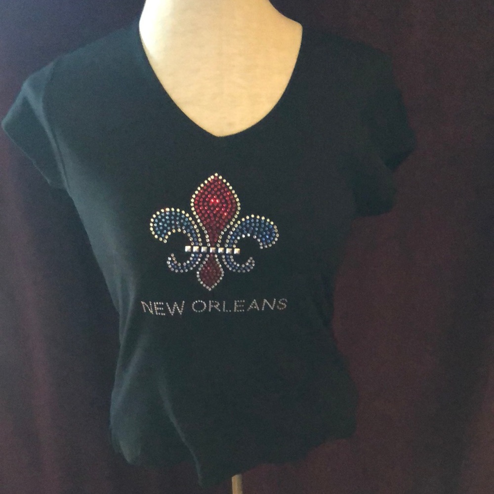 NWOT New Orleans gem t shirt